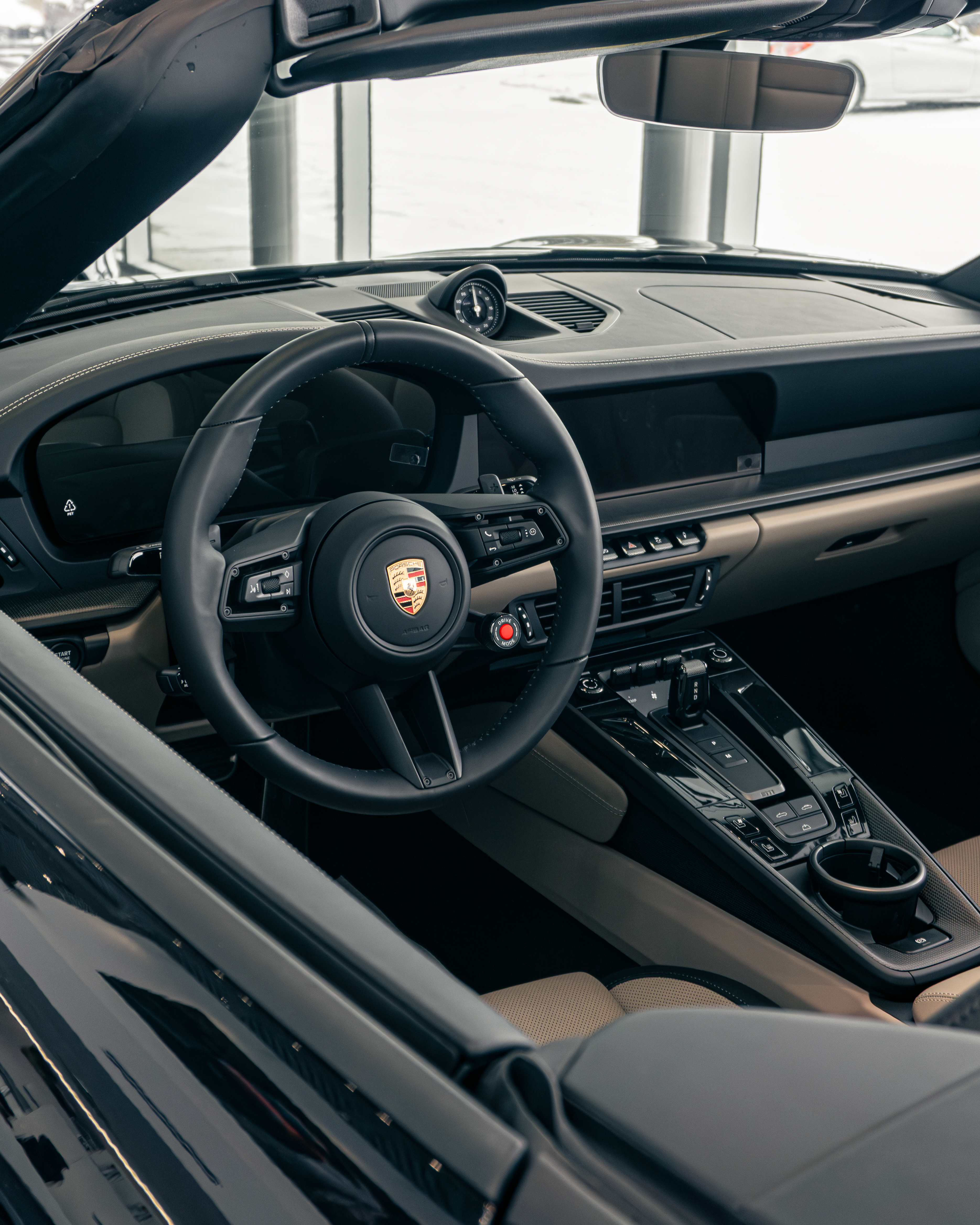 911 Carrera Interior