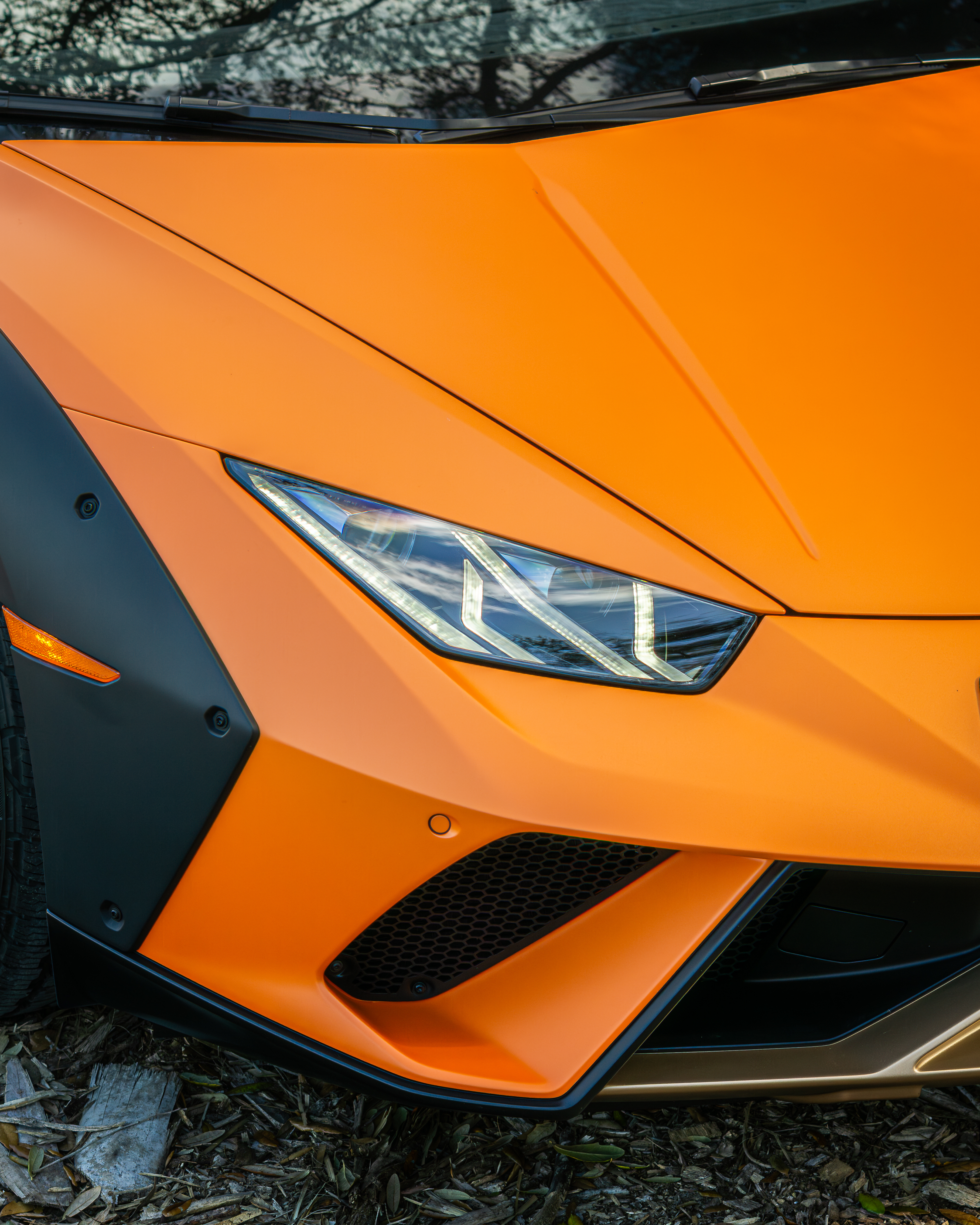 Lamborghini Sterrato Headlight